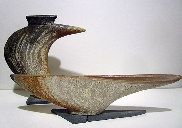 bowl, Keramik, 11 x 40 x 5 cm und jar, Keramik, 26 x 26 x 4 cm - Galerie Wroblowski